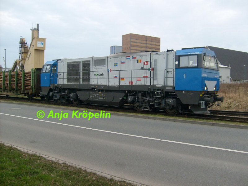 G 2000 in Wismarer Hafen mit Holzzug zur Fa. Egger