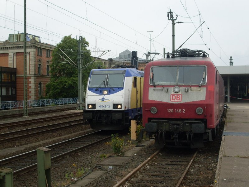 ME 146-13 und 120 148 in Hannover HBF
