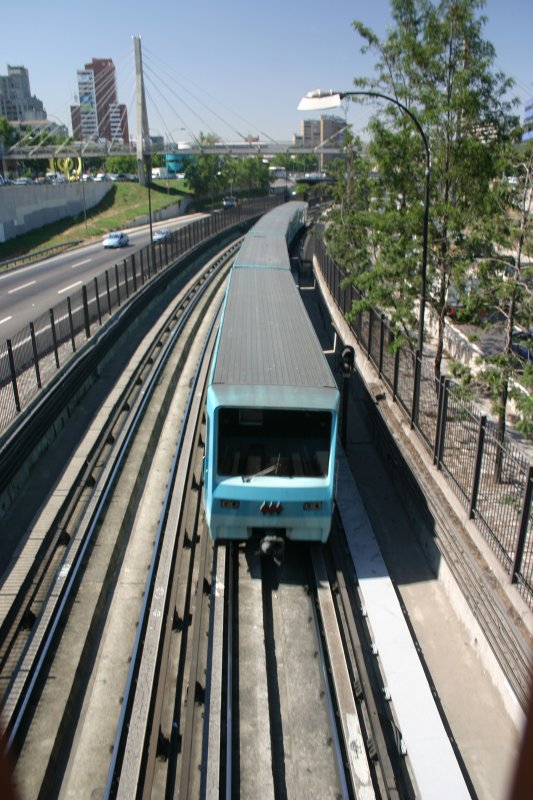 Metro - aufgenommen am 7. Dezember 2006