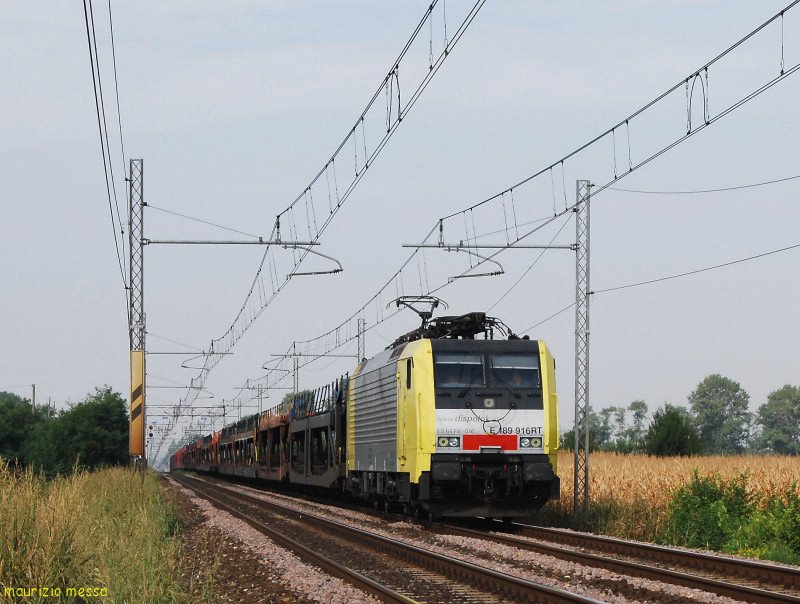 MRCE ES 64 F4-016 hired to Lokomotion and here used