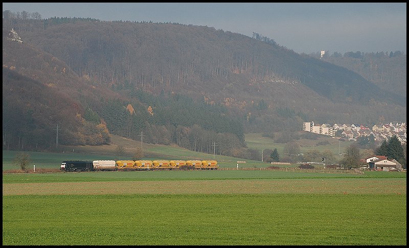 Die ER 20-008 zieht den Josera-Zug �ber die Brenzbahn (KBS