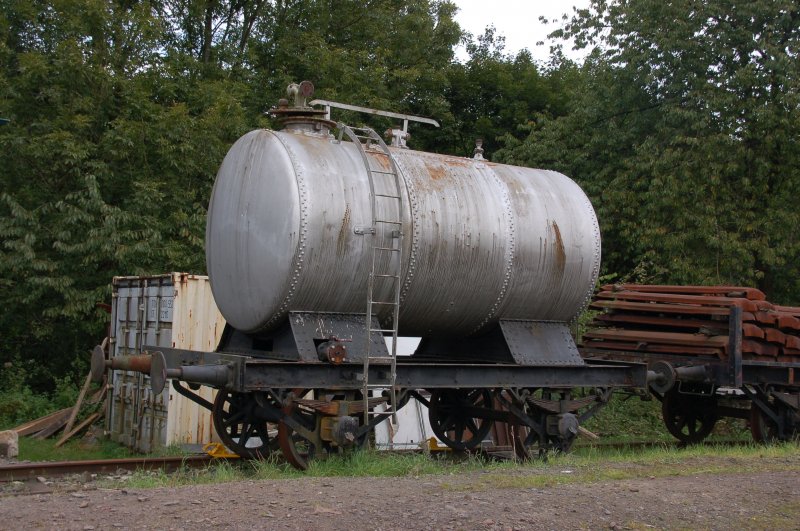 Age tank cars at the Museum station Radevormwald on 19/09/2008.