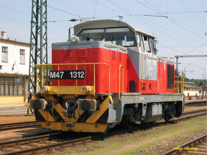 MV M47 1312 im Bahnhof Ajka.
21.06.2007.