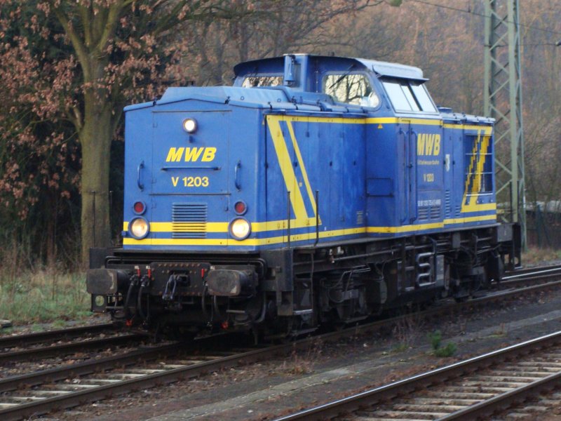 MWB V1203 am 4.4.2009 in Berlin Wannsee wo sie mit