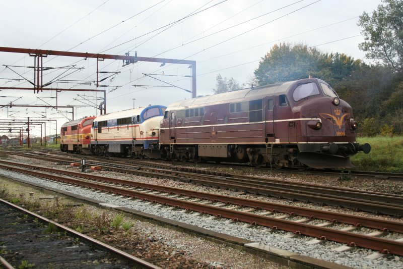 Buntes NOHAB-Treiben.
MX 1006 , MX 1009 und MX 1023 bei