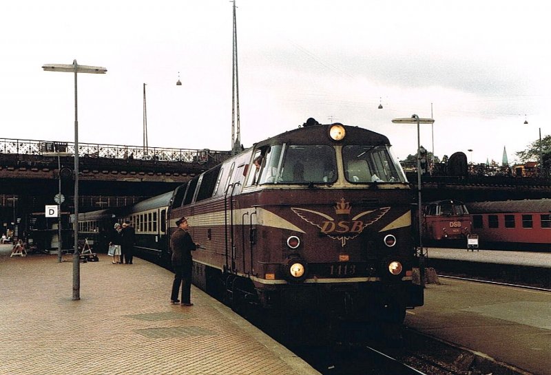 MZ 1413 mit Hansa-Express 373 nach Kassel in Kopenhagen am 13. Juni 1984.