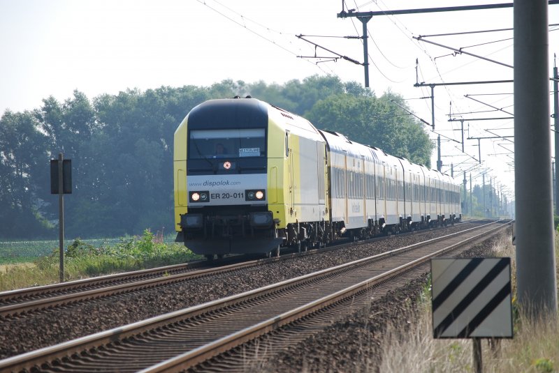 ER 20-011 mit der NOB nach Westerland bei Gl�ckstadt am