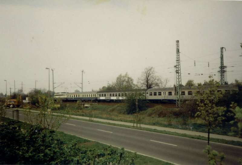 Regional Voerde direction Wesel, taken from the Friedrich Strasse even
