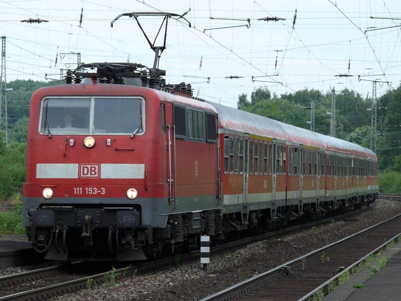 111153-3 with RE13 "Maas-Wupper-Express" (Hamm-Venlo). Unna HE 28.05.2009. (automatically translated,