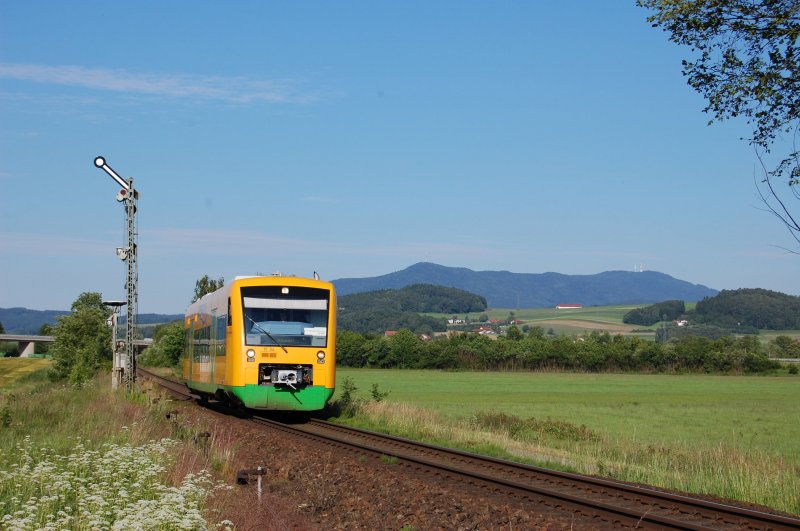 VT 34 der Oberpfalzbahn am 13.06.2009 am ESiG Kothmai�ling. Im