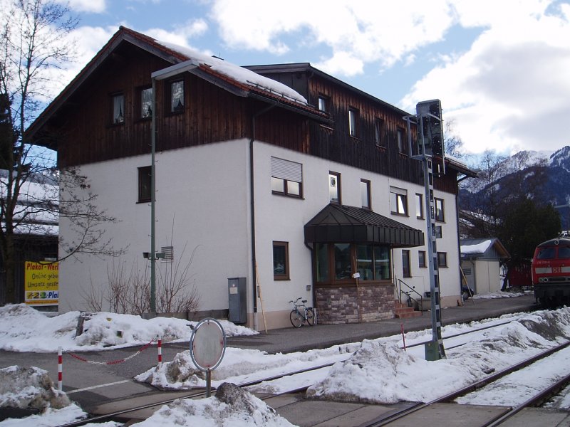 Hier sieht man das Stellwerk und �bernachtungsgeb�ude f�r Das IC´s