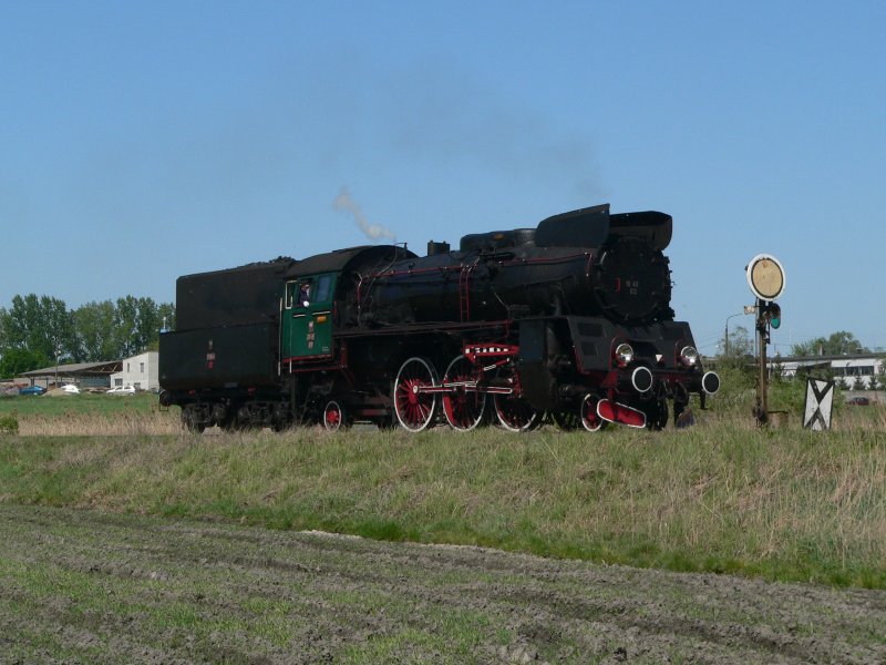 Ol49 69 on the steam engine parade in Wolsztyn, 2.5.2009