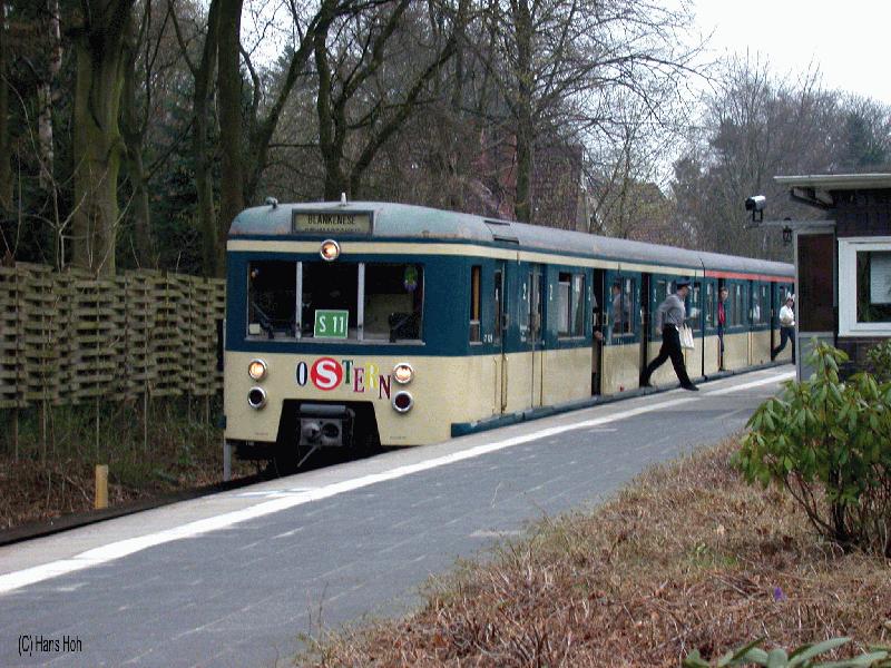 Ostern 2002. Ostersonderzug BR 471 im Bf Hochkamp.
