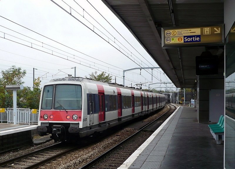 Triebzug BR Z 8100 der Linie C am 15.10.2008 in