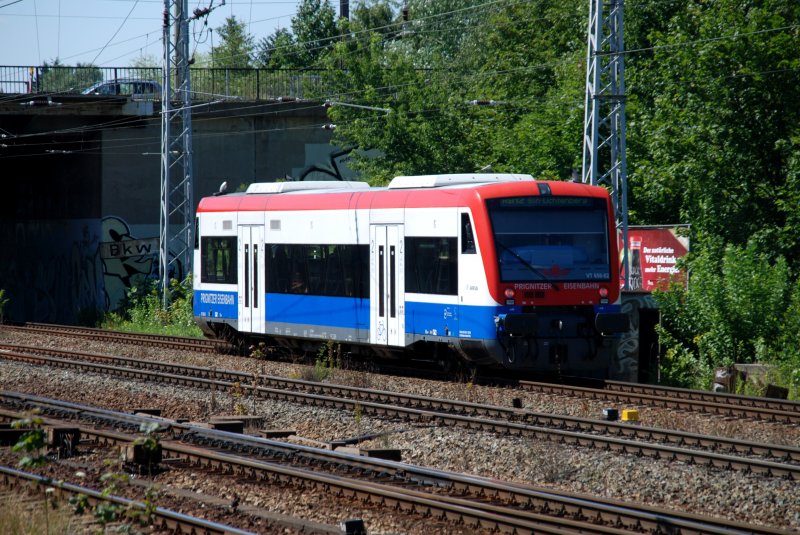 Berlin, 27.07.2009, VT 650.02 der Prignitzer Eisenbahn als RB12 von