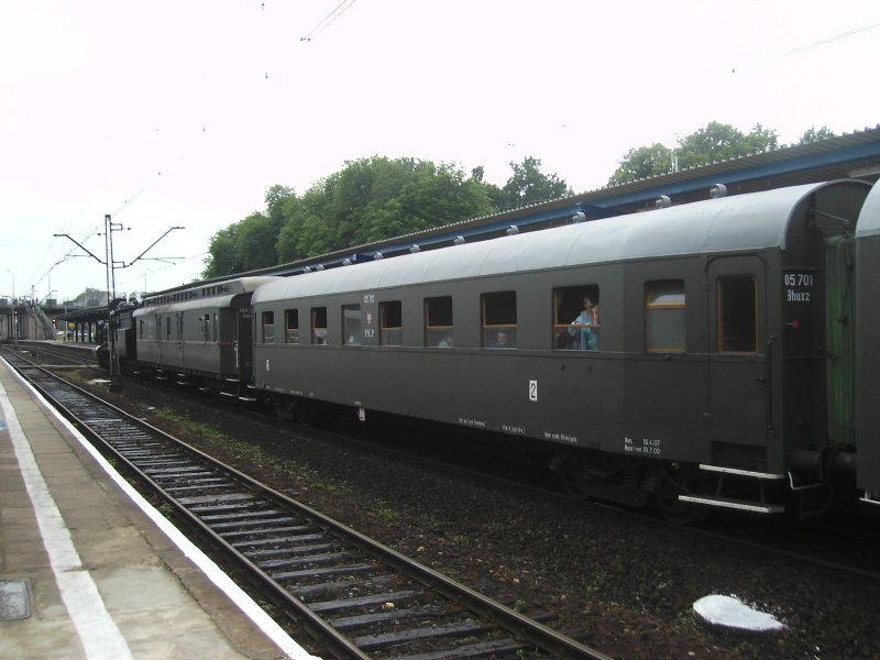A car of the PKP BHUXZ hard at the train