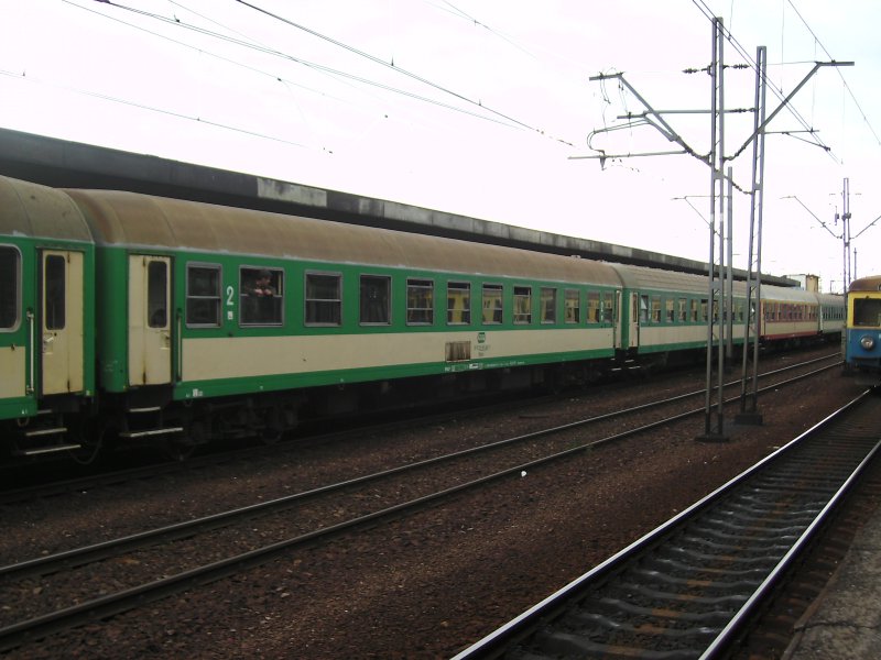 A passenger train station in Katowice (automatically translated, Powered by