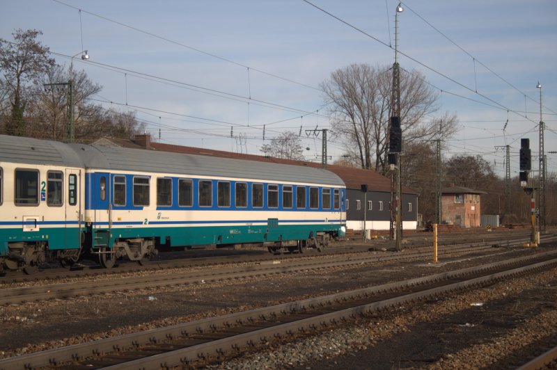 61 83 22-72 968-1 B in Rosenheim. 