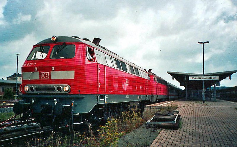 Photo Scan: 218 837 and 218 836 with IC2064 in
