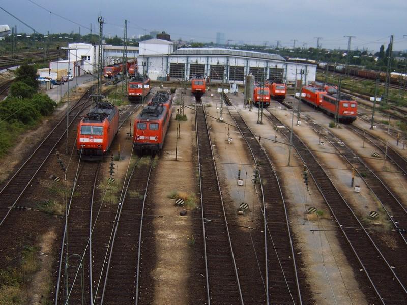 Locomotive parade on 6/11/2005 Rbf in Mannheim. (automatically translated, Powered