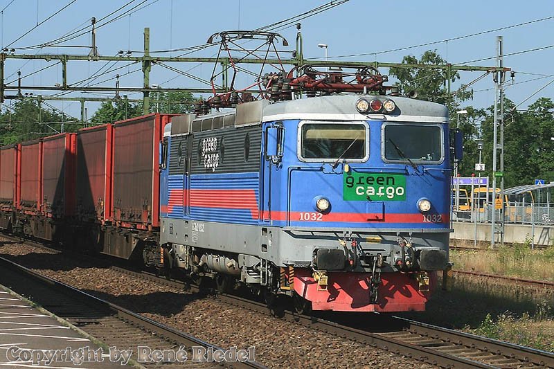 In H��r rollte mir auch die Rc2 1032 Richtung H�ssleholm