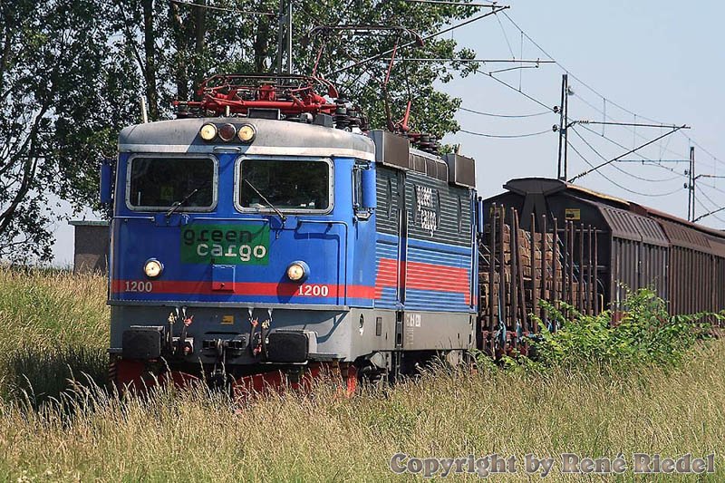 The Rc4 1200 of Green Cargo on the trip from