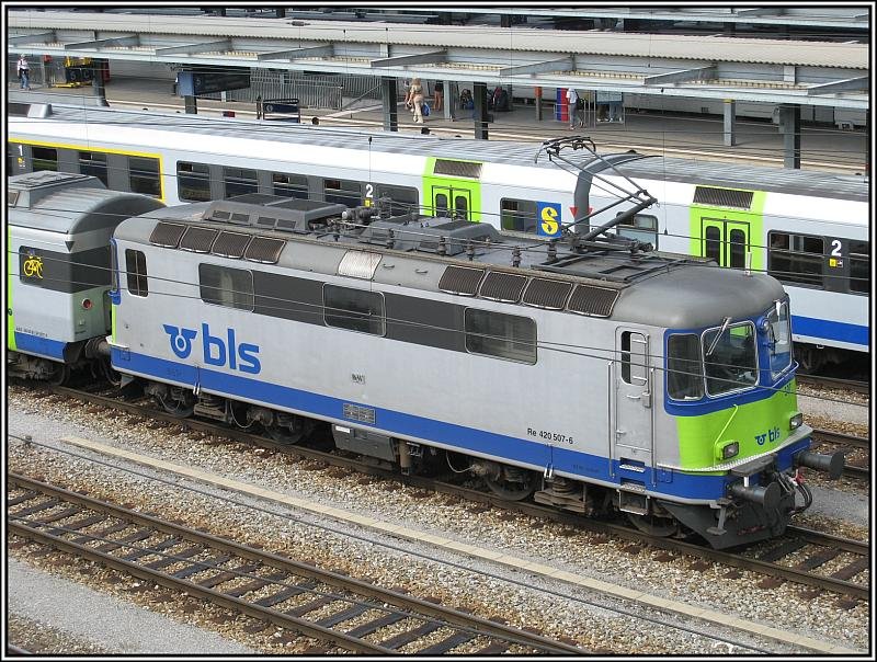 The Re 420 007 on 27.07.2008 in the station of