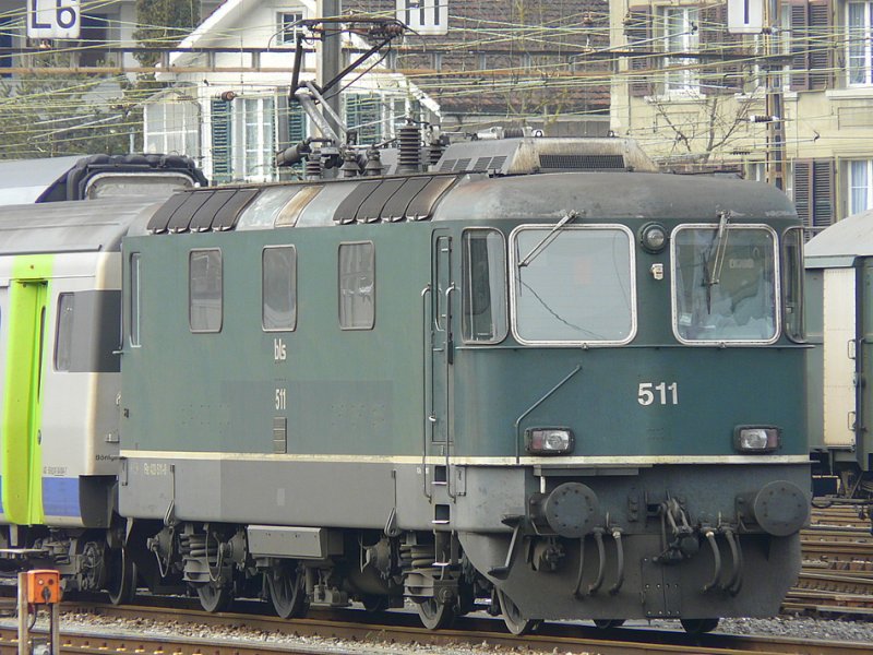 bls - Re 4 / 4420511-8 in Bern on 28/12/2008