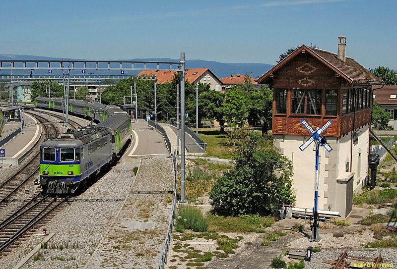 BLS Re420 506 as in Kerzers RE3049 (Neuchâtel-Bern) on the