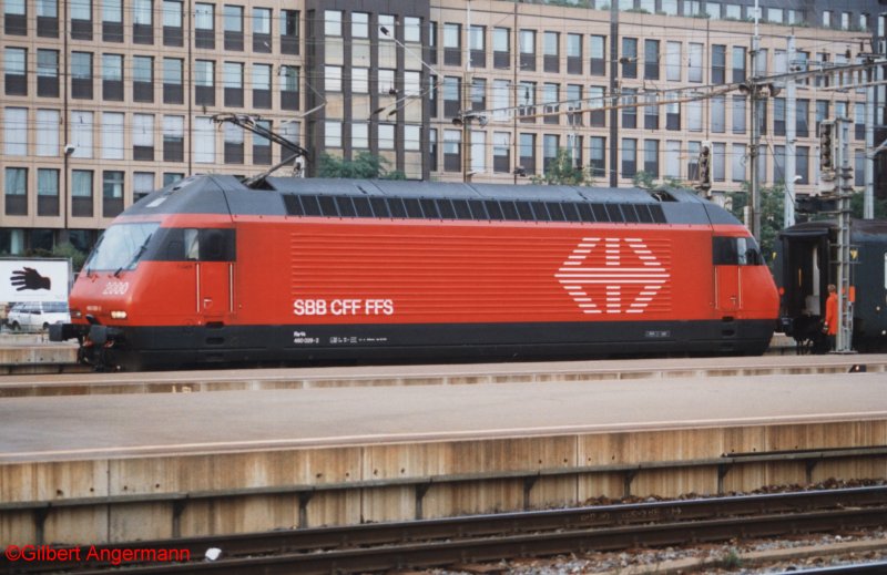 Re 4 / 4460029-2 on 10.02.1994 in Zurich. (automatically translated,