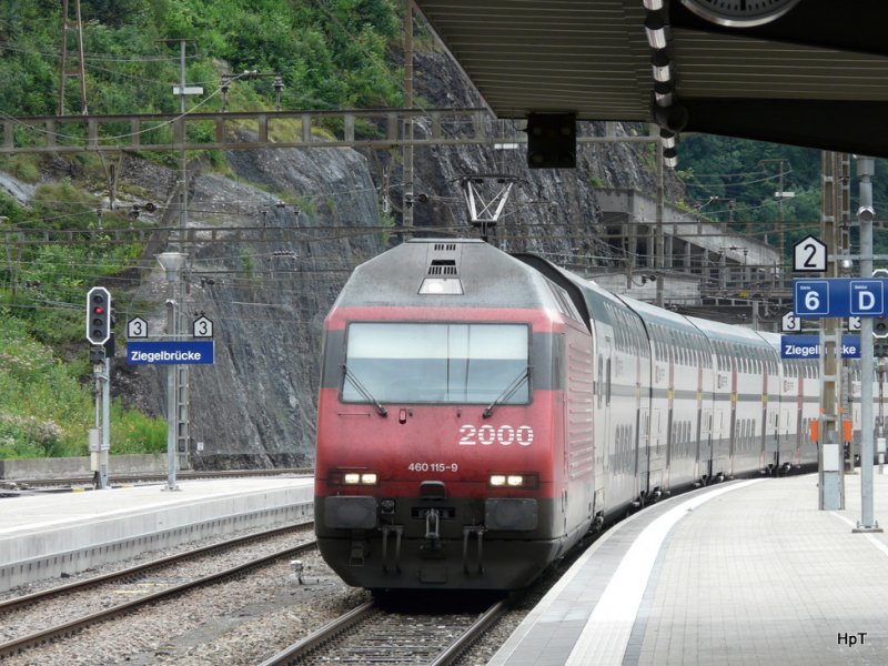 SBB - Lok 460 115-9 vor IC in Ziegelbr�cke am