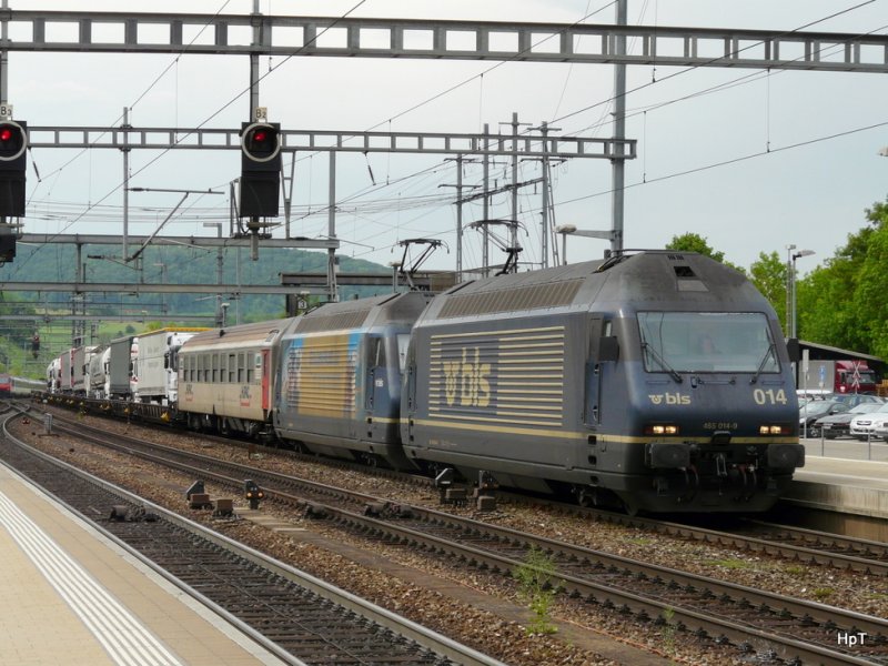 BLS - 465 014-9 und 465 008-1 vor ROLA bei