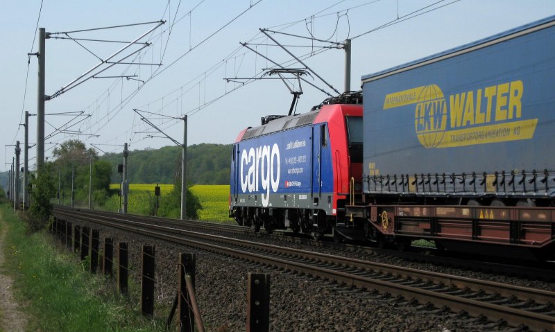 Nachschuss auf 482 045-2 mit ihrem DGS 43677 ALSK -
