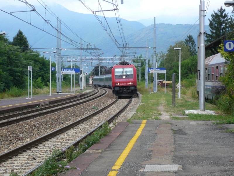 E 484 016 of the Cisalpino rages on 14/08/2007 with