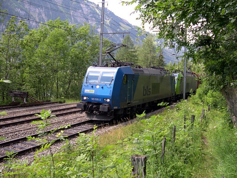 Berner Oberland 2007 - Die Mietlok 185 535-2 und die