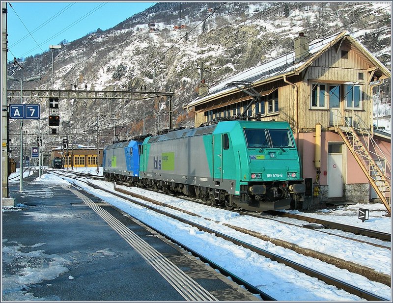 Colorful BLS Mietloks in Brig on 17 Nov. 2007 (automatically