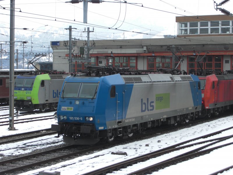 3 auf einen Streich... Treffen 3er Br 185 im Depot