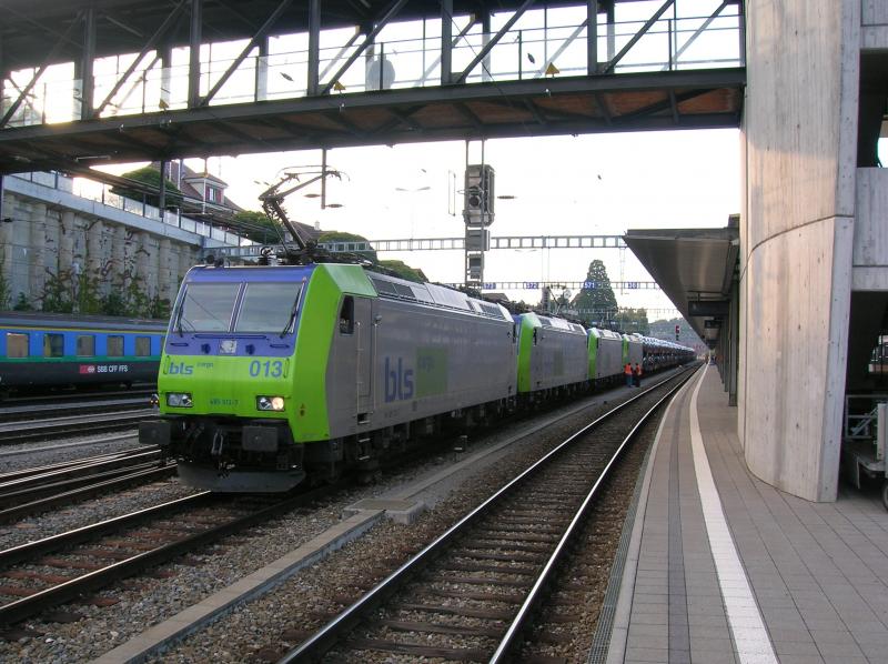 Am17.08.2005 gegen Abend wurden ,einem aus Deutschland kommenden Autozug mit