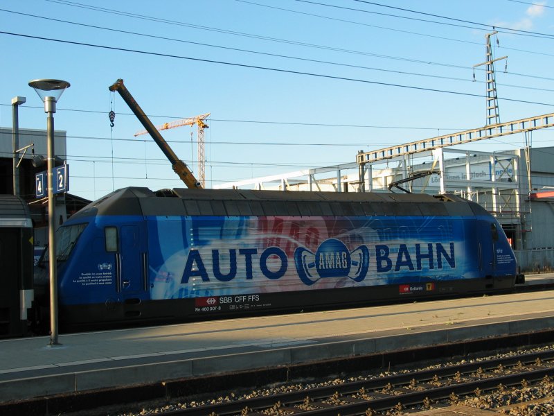 Die Werbelok 460 007-8 im Bhf. Pratteln 
