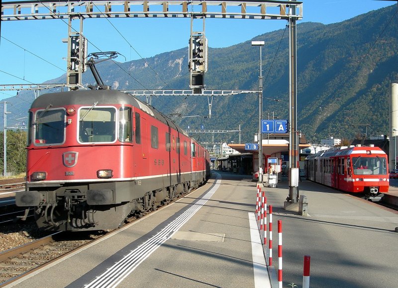 While waiting in Martigny, the Mont-Blanc Express Travelers to Chamonix,