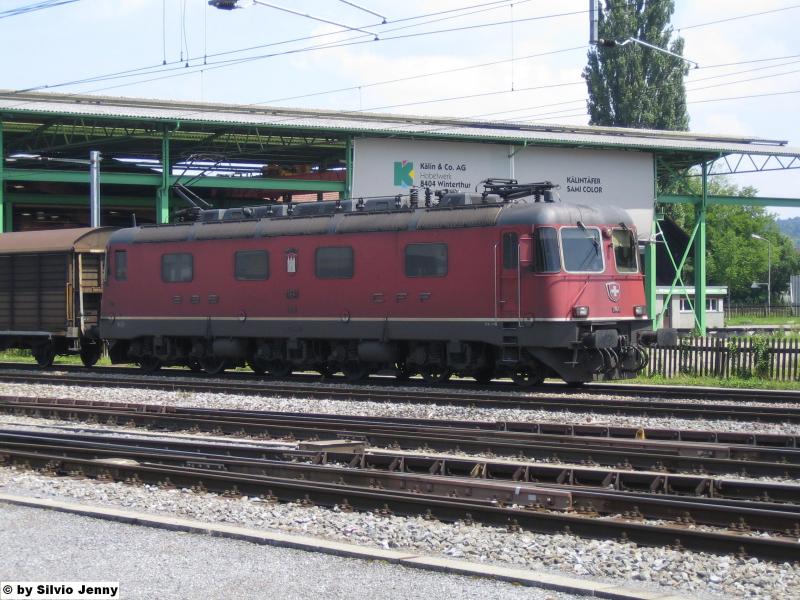Die Re 6/6 11641 Moutier fuhr am 12.7.05 mit einem