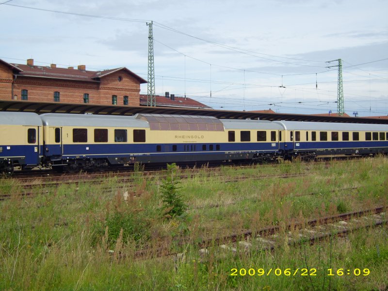 Vantage - the car Reihngold - special train at 22:06:09