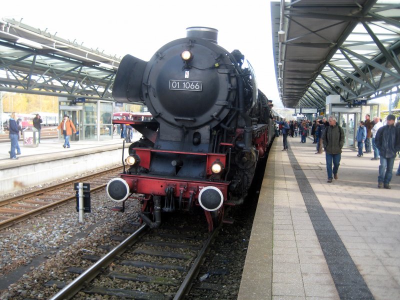 01 1066 with a special train from Singen to Rottweil