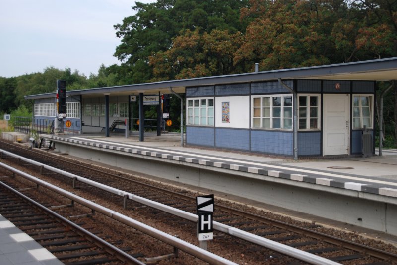 Berlin, 10.08.2009, S-Bahnhof Priesterweg (S-Bahnlinien S 2 und S25) 