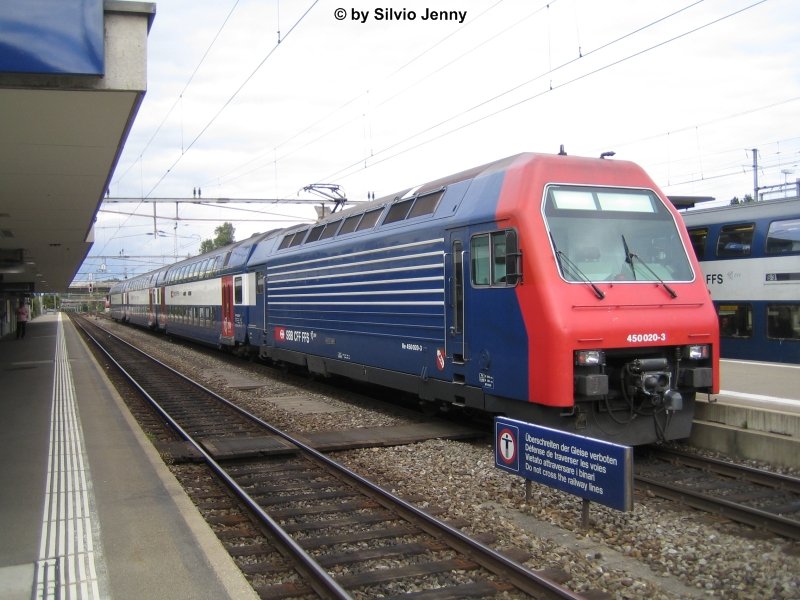 Re''450020-3 Pfäffikon ZH''on 9/9/2007 in Effretikon. Locomotives, as well as