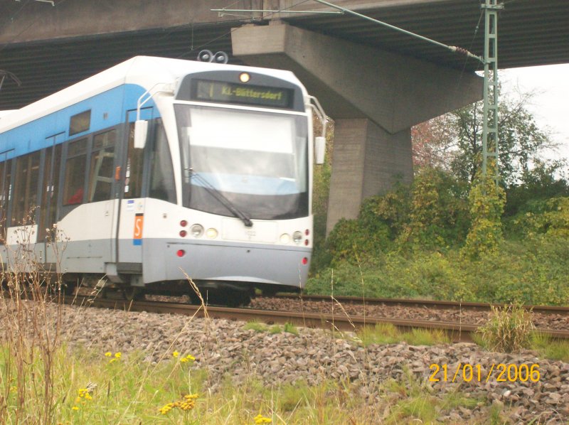 Die Saarbahn nach Kleinblittersdorf kurz vor Kleinblittersdorf. 