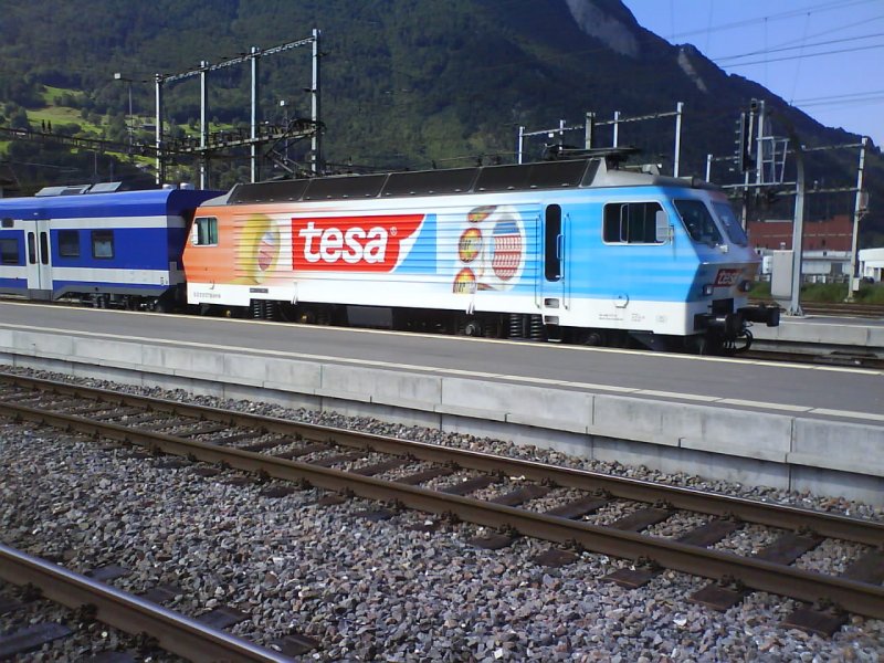 SOB Re 446 017 Werbelok Tesa am 25.07.08 in Sargans