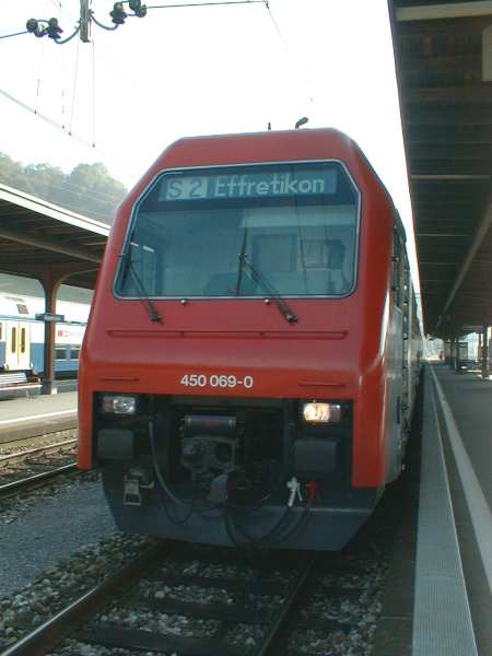 SBB  S-Bahn Zrich (Linie 2) am 21.10.00 in Ziegelbrcke