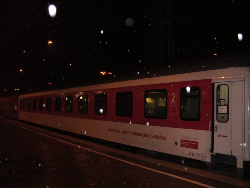 In the pouring rain this easy chair car of the