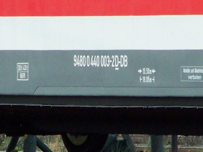 Dieser ET 440 LIREX stand heute (29.04.08), eingereiht in einen